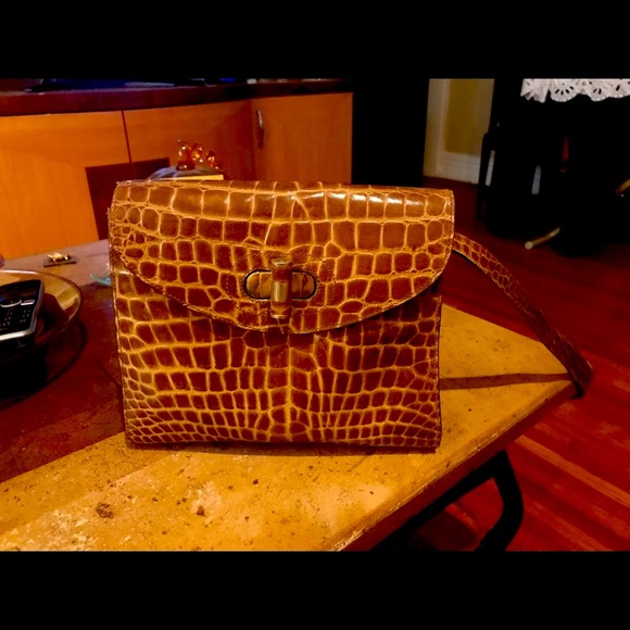 Handbags - Gorgeous Italian Bag SALE